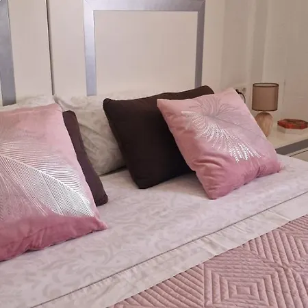 Parque Don Jose Aparthotel